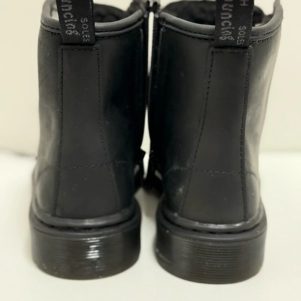 Dr Martens Fleece Lined WarmAir - Picture 12 of 16